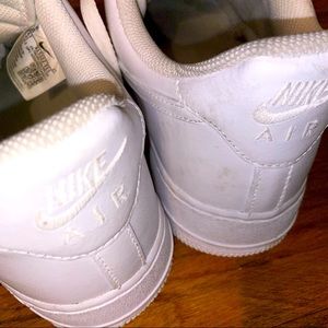 White Nike Air Force #1